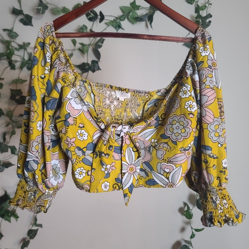 GIRL SOUL Crop Elastic Top